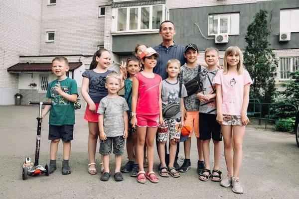 У кожного двору своя історія, свої легенди і навіть свої герої