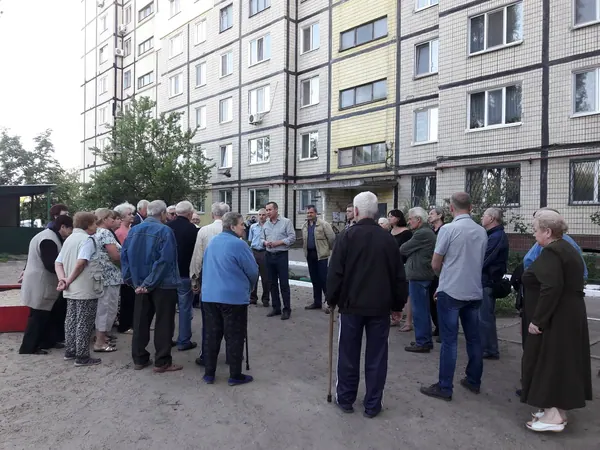 Зустріч на вул. Каруни, 45 — фото 1