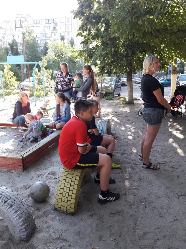 Зустріч та благоустрій двору. Вул. Калинова, 49 — фото 3