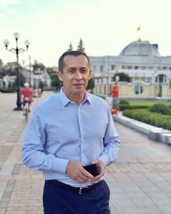 Шановні дніпряни! Вітаю вас з Днем міста!