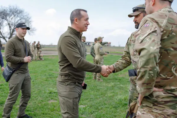 З Днем Захисників і Захисниць!