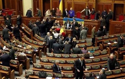 Депутатів треба вішати