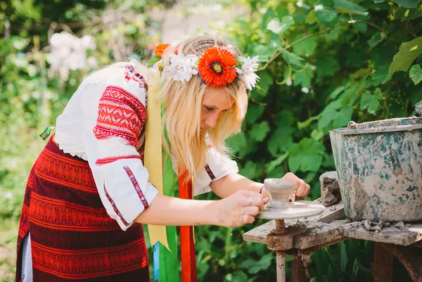 Вихованці дитячого будинку "Сім'я" ознайомились із культурною спадщиною Дніпропетровщини — фото 13