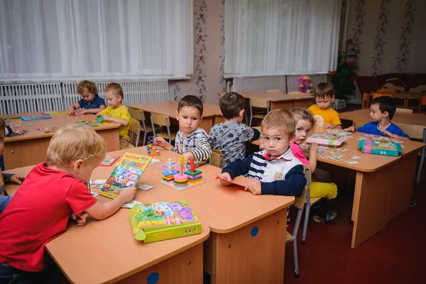 Дитячий садок № 201 з новими меблями для малюків — фото 1