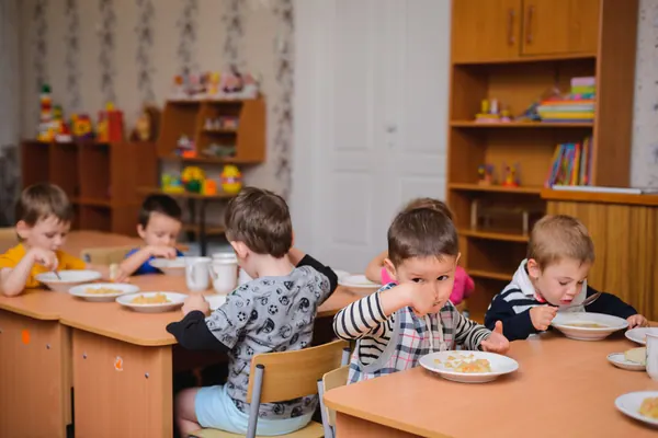 Дитячий садок № 201 з новими меблями для малюків — фото 12