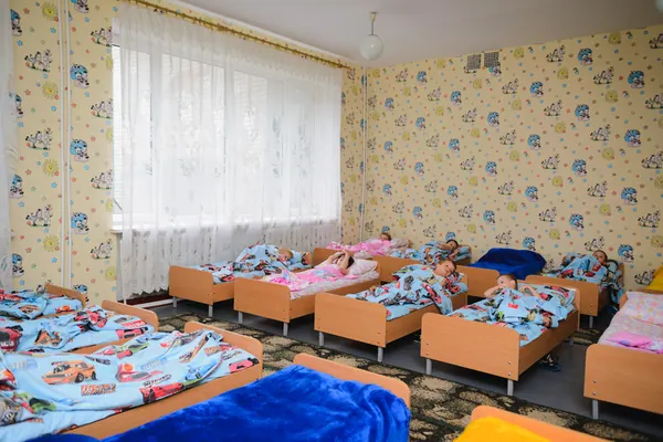 Дитячий садок № 201 з новими меблями для малюків — фото 17