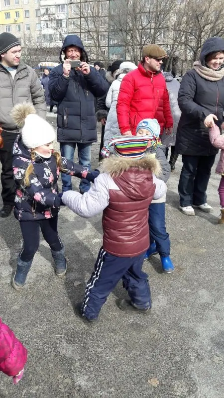 Масляні гуляння на житловому масиві Ломівський — фото 4
