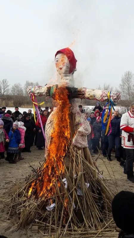 Масляні гуляння на житловому масиві Ломівський — фото 12