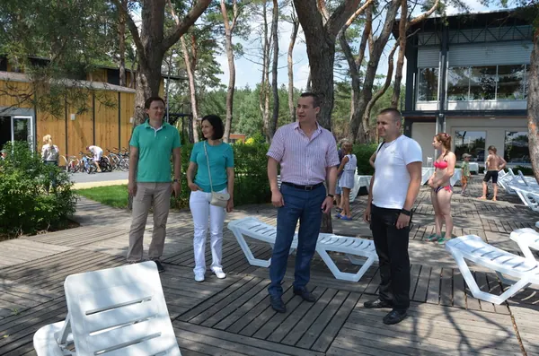 Діти з дитячих будинків «Мій дім» та «Добре вдома» на відпочинку у заміському комплексі — фото 51