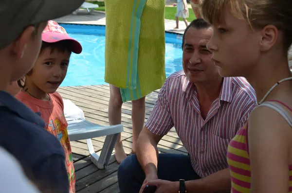Діти з дитячих будинків «Мій дім» та «Добре вдома» на відпочинку у заміському комплексі — фото 53