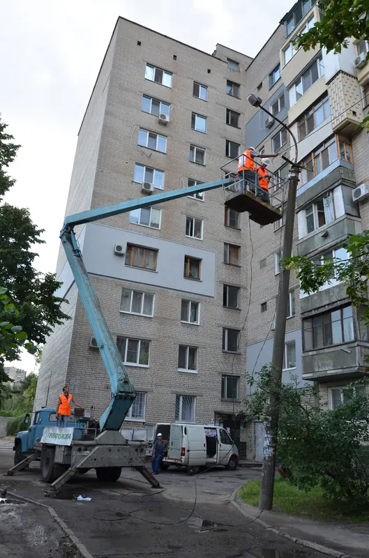 Ремонт мереж зовнішнього освітлення. Жилмасив "Перемога-4" — фото 12