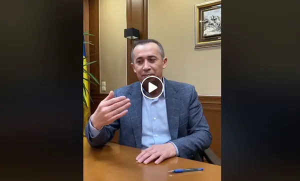 Якщо не можуть атакувати думку, атакують мислителя (с)